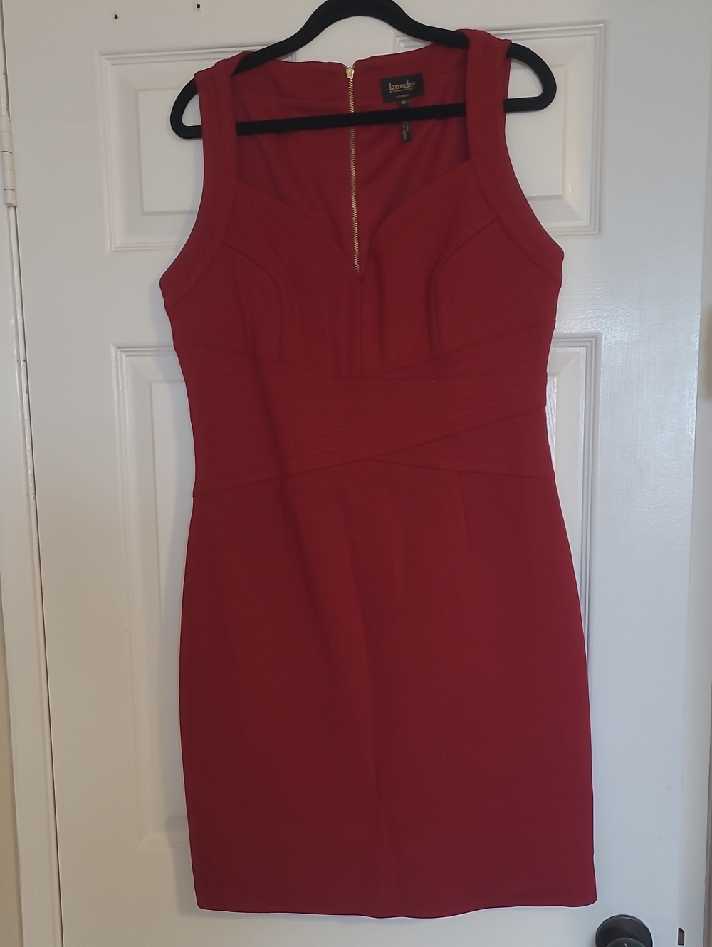 Laundry By Shelli Segal Red Sleeveless Fitted Midi Dress